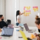 Neue Herausforderungen bei der KMU-Nachfolge in der Deutschschweiz: Verkaufsprozesse im Zeichen neuer Due-Diligence-Anfo - image business - réunion dirigeants business