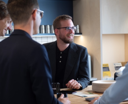 Wie bestimmt man den Wert seines Unternehmens in der Schweiz? - business - réunion dirigeants business