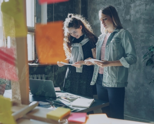 Den Verkauf eines Unternehmens abschließen 3 Den Verkauf eines Unternehmens abschließen - business - réunion dirigeants business