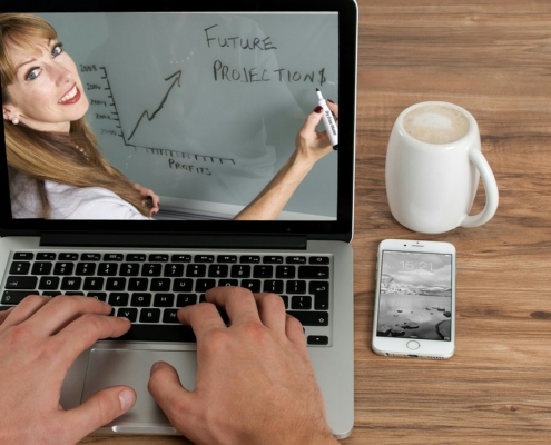 How to transfer your business in international context ? - business - réunion dirigeants business How to transfer your business in international context ? - business - réunion dirigeants business