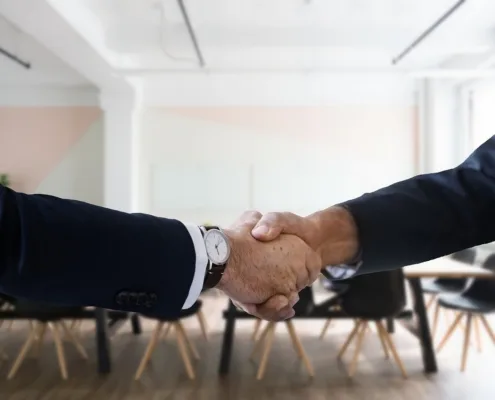 You want to take over a company? Here are 6 typical profiles of sellers that you will surely face - business - réunion dirigeants business