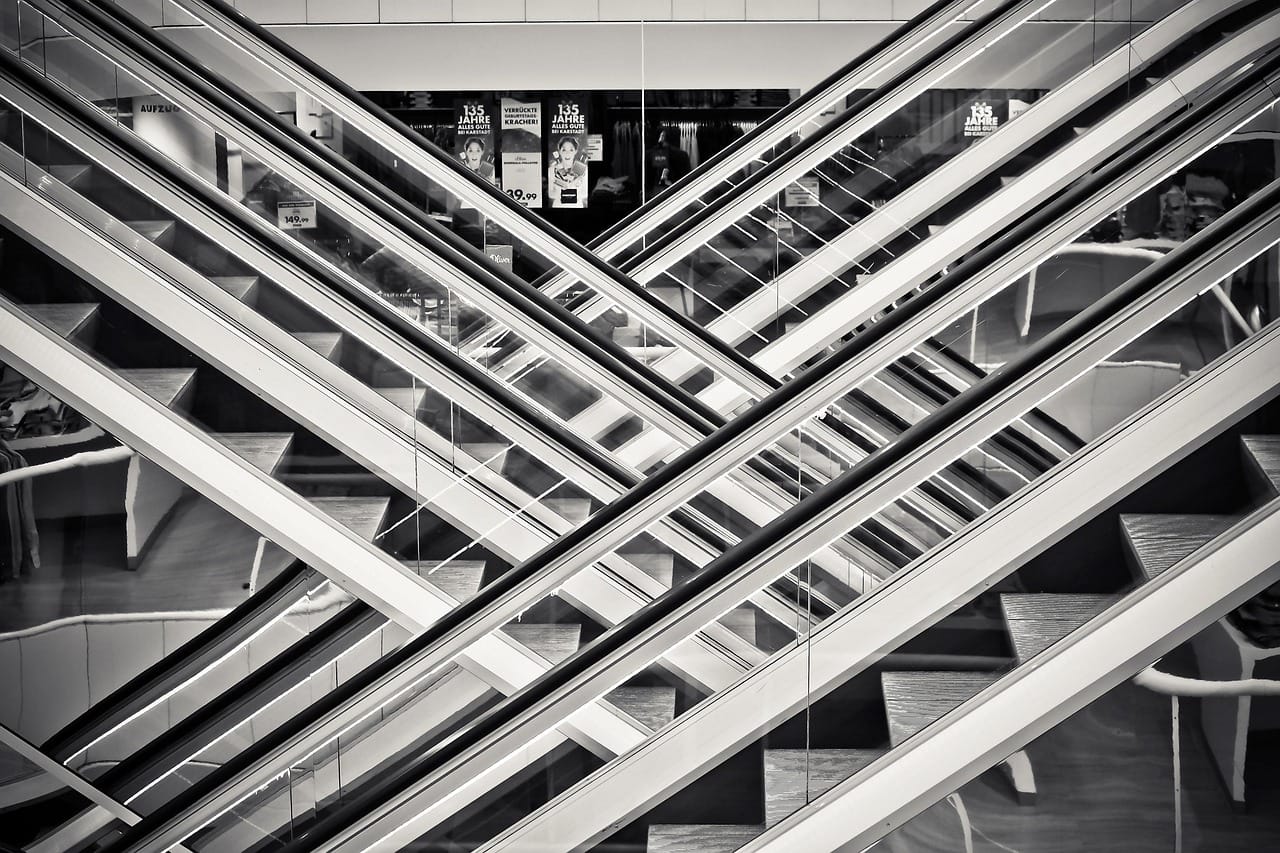 TAXATION: SHOULD YOU SELL YOUR COMPANY OR WAIT? - business - analyse financière business